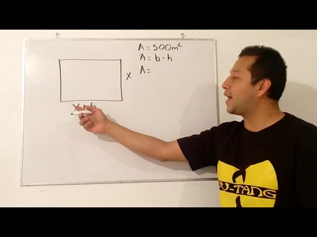 Cómo calcular el área de un terreno rectangular con una diferencia de siete metros entre su largo y ancho